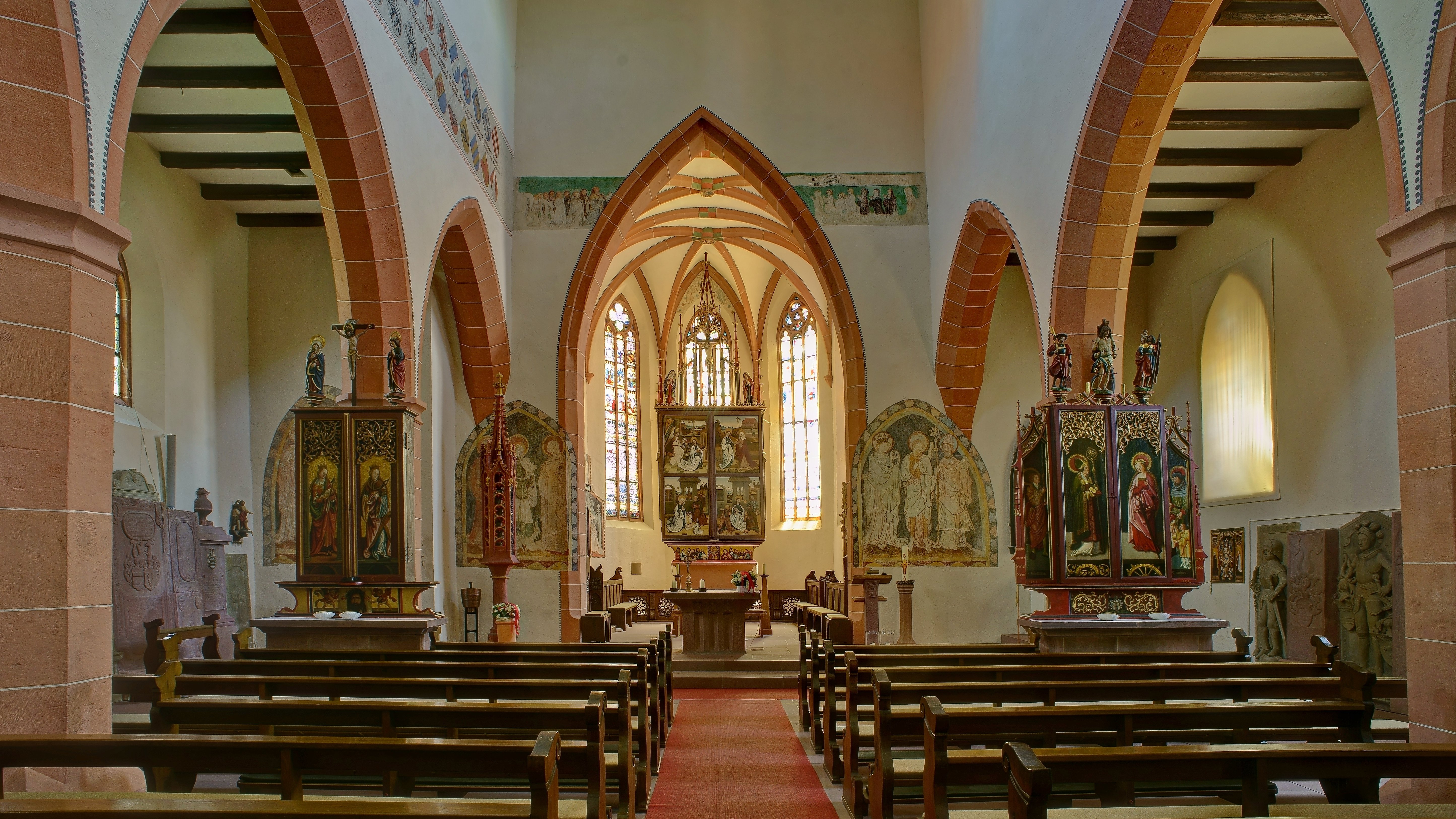 Innenansicht der Kirche St. Maria Magdalena, Bild: Ewald Freiburger vom Jeff Klotz Verlag