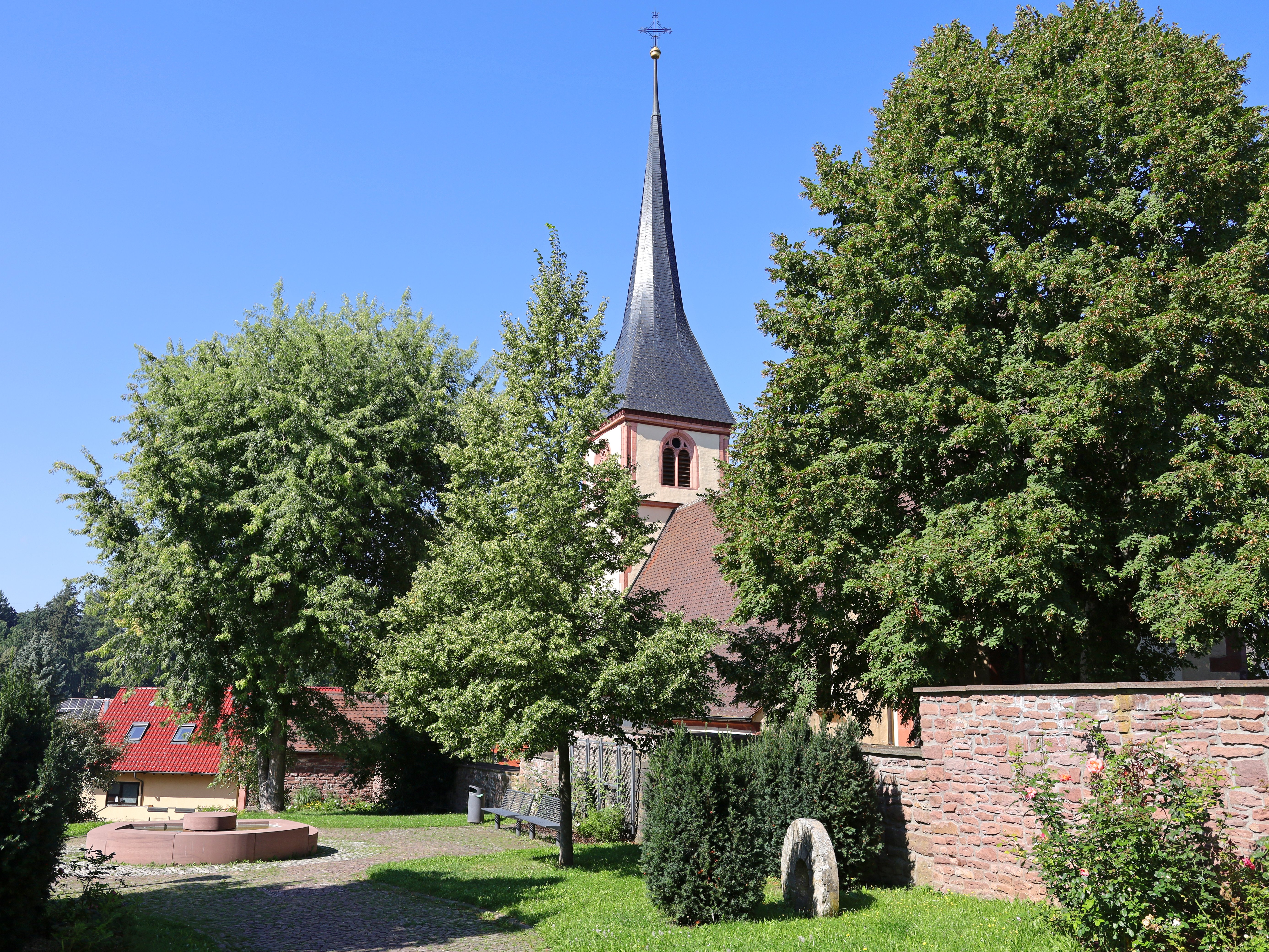 Ansicht des Dorfplatzes Mühlhausen